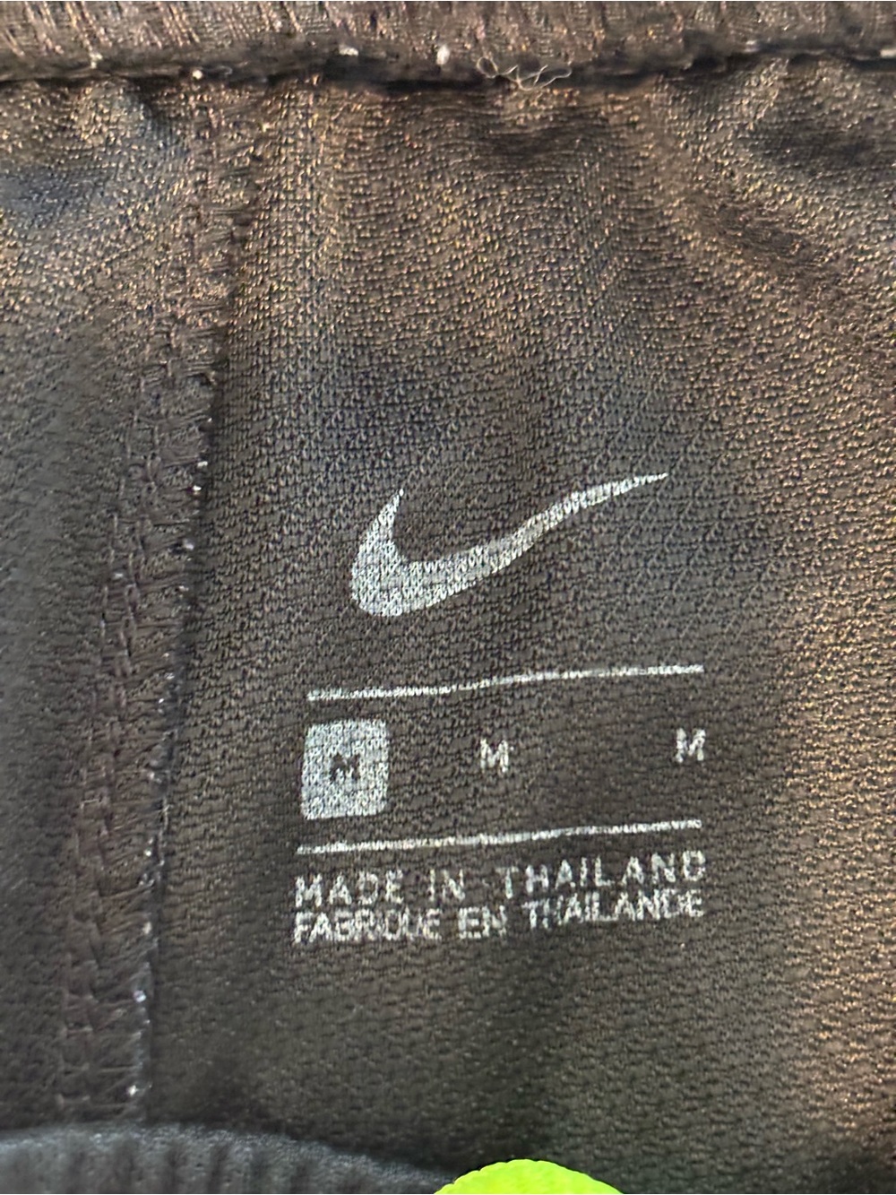 Nike Men’s Gray Athletic Mesh Shorts with Black Panels - Picture 5 of 5